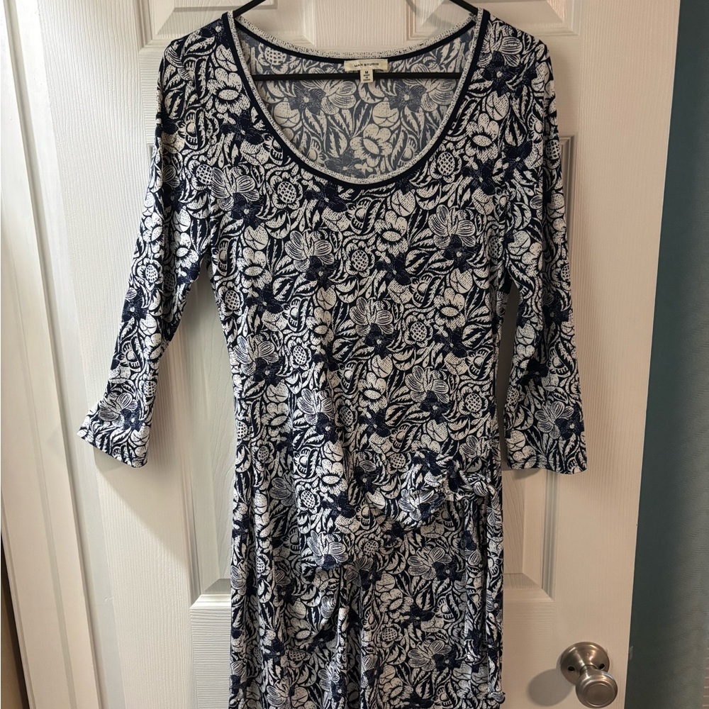 Max Studio Blue and White Casual Dress with 3/4 Sleeves